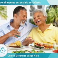 Alimentos essenciais ao idoso